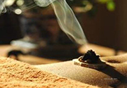 蕁麻疹可以艾灸嗎？蕁麻疹艾灸哪個(gè)穴位？