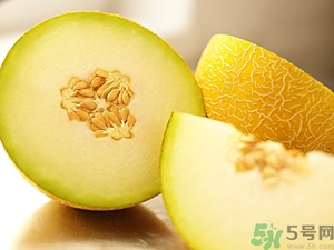 哈密瓜籽能吃嗎？哈密瓜酸了還能吃嗎？