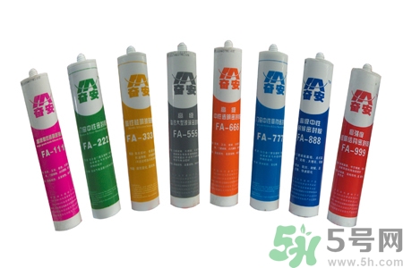 膠可以用什么洗掉？膠水怎么處理干凈？