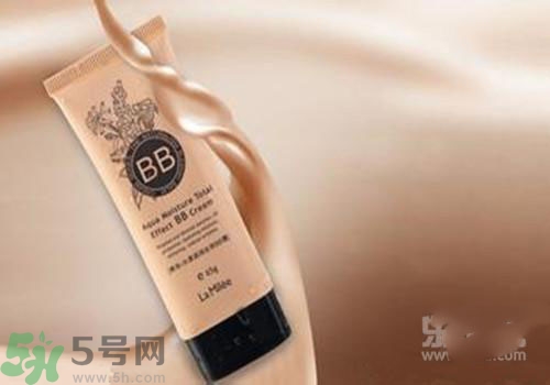 bb霜用洗面奶可以洗干凈嗎？bb霜洗面奶沒洗干凈有什么危害？