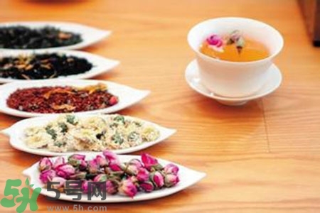女性秋季養(yǎng)生喝什么茶？適合女性秋季飲用的茶品推薦