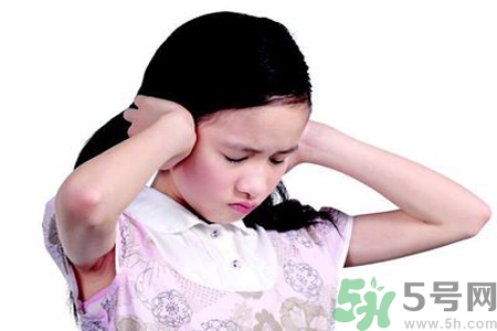 耳朵嗡嗡響怎么治療？耳朵嗡嗡響吃什么藥？