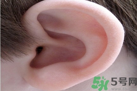 耳朵癢是怎么回事？耳朵癢怎么辦？
