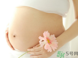 月子里怎么去妊娠紋？月子里吃什么可以去妊娠紋？