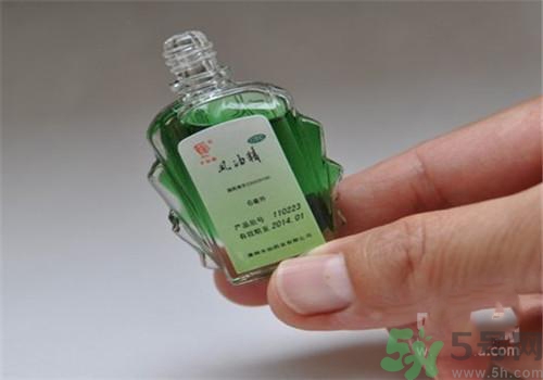 寶寶可以用風(fēng)油精嗎？寶寶用風(fēng)油精好嗎？