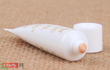 臉部防曬用什么護膚品好？臉上防曬哪個牌子好？