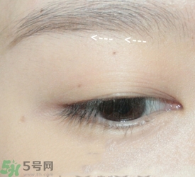 戴眼鏡怎么化妝？眼鏡妝怎么畫