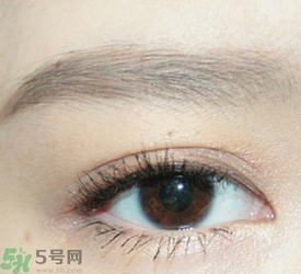 戴眼鏡怎么化妝？眼鏡妝怎么畫