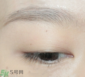 戴眼鏡怎么化妝？眼鏡妝怎么畫