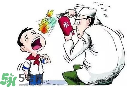慢性咽炎的發(fā)病因素？慢性咽炎的并發(fā)癥有哪些？