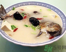 孕婦喝鯽魚湯有什么好處？孕婦喝鯽魚湯的功效與作用
