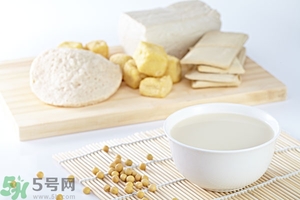 早上喝豆奶好嗎？晚上喝豆奶好嗎？