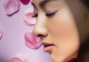 女人絕經(jīng)前的癥狀以及年齡？治療女人絕經(jīng)的小偏方