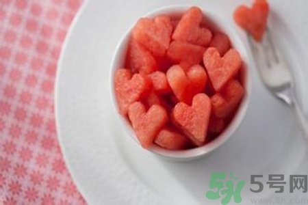 秋季為什么不能吃瓜？秋季吃瓜有什么危害？