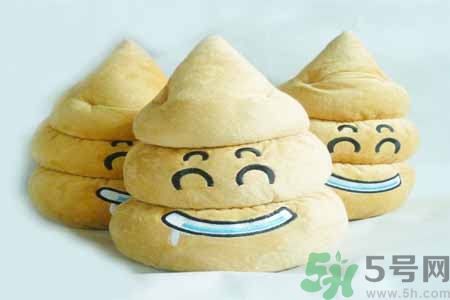 憋大便的危害有哪些？每天排便幾次算正常？