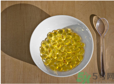 寶寶吃魚肝油會(huì)拉肚子嗎？寶寶吃魚肝油拉肚子怎么辦？