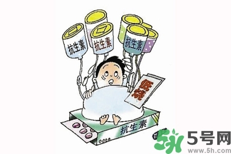 濫用抗生素會導(dǎo)致免疫力下降嗎？?濫用抗生素會出現(xiàn)什么癥狀？