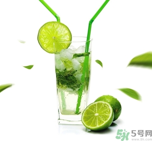 青檸檬好還是黃檸檬好？青檸和黃檸的區(qū)別