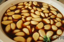 醋泡大蒜的好處有哪些？醋泡大蒜的壞處有什么？