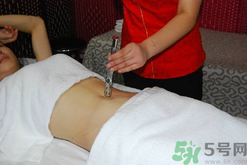 為什么說秋季是艾灸養(yǎng)生最好的季節(jié)？秋季艾灸養(yǎng)生的注意事項(xiàng)