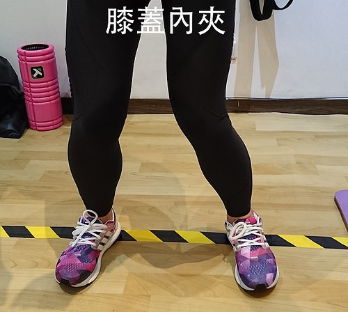 深蹲的正確做法 深蹲的標準動作是怎樣的？