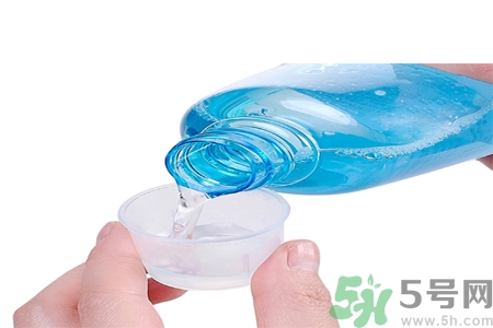 口腔潰瘍可以用漱口水嗎？口腔潰瘍能不能用漱口水？