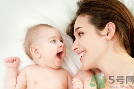 如何預防女性乳頭痛？女性需注意乳房的哪些問題？
