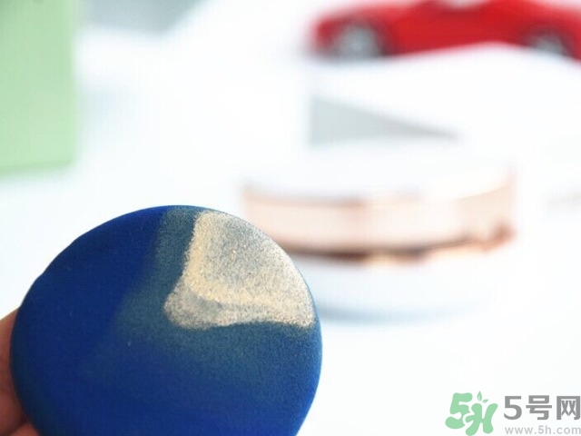 age20s粉底霜怎么用？愛(ài)紀(jì)二十粉底霜使用方法