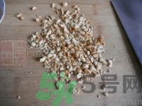 五仁月餅是哪五仁？五仁月餅是哪五種材料？