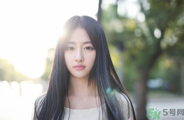 17歲女生下面很癢是為什么？高中女生下面很癢是怎么回事？