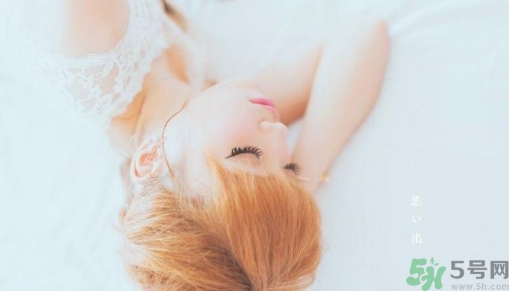 19歲男生身高體重標(biāo)準(zhǔn)是多少？19歲女生的標(biāo)準(zhǔn)身高體重是多少？