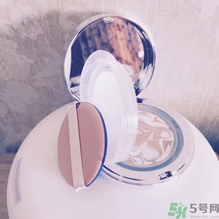 age20s粉底霜怎么用？愛(ài)紀(jì)二十粉底霜使用方法