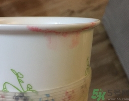 雅詩(shī)蘭黛傾慕唇膏怎么樣?雅詩(shī)蘭黛傾慕唇膏好用嗎?