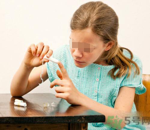 用衛(wèi)生棉條可以游泳嗎？游泳后要更換衛(wèi)生棉條嗎？