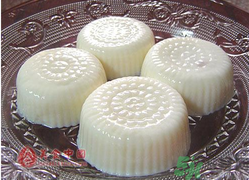 冰皮月餅怎么做好吃？冰皮月餅及餡兒的做法推薦