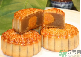 寶寶可以吃月餅嗎？寶寶吃月餅注意事項