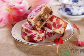 月經(jīng)期間可以吃月餅嗎？月經(jīng)期間吃月餅會(huì)長(zhǎng)胖嗎？