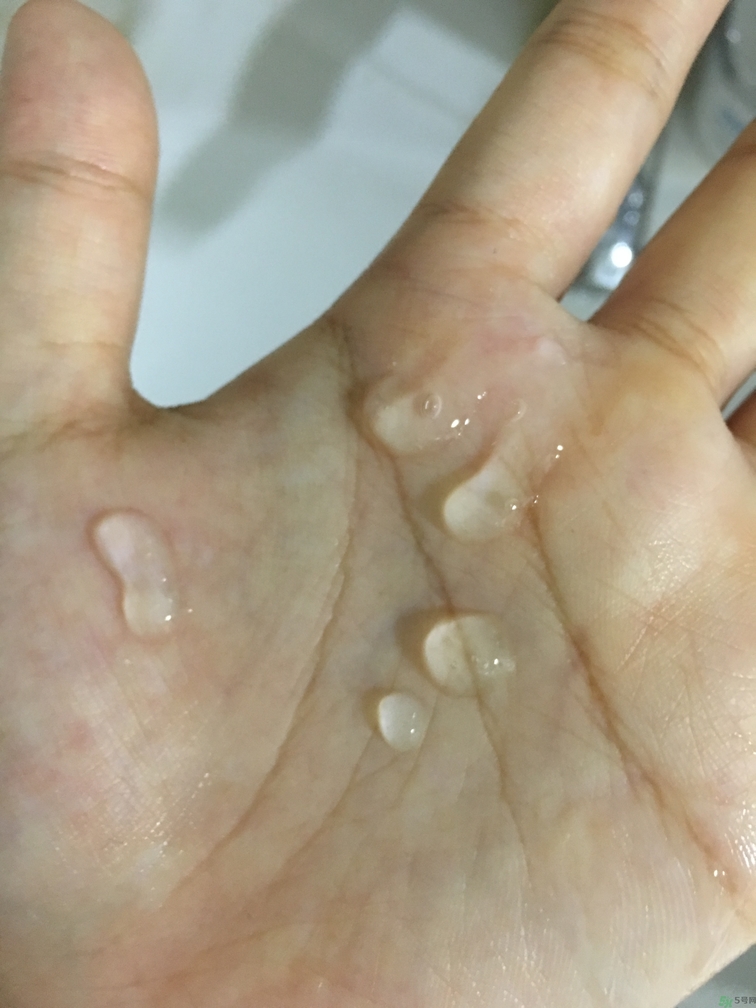 春雨和水光面膜哪個好？春雨面膜和水光面膜哪個好？