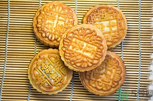 月餅熱量高嗎？吃月餅會胖嗎？
