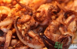 魷魚(yú)可以和桃子一起吃嗎?魷魚(yú)能和桃子同吃嗎?