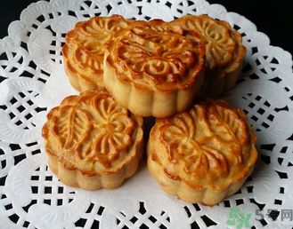 蓮蓉月餅怎么做好吃？蓮蓉月餅做法推薦
