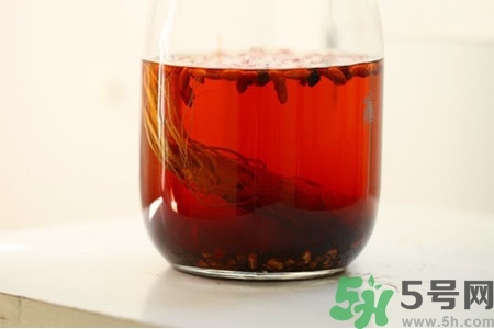 藥酒的好處有哪些？長期喝藥酒的好處有什么？