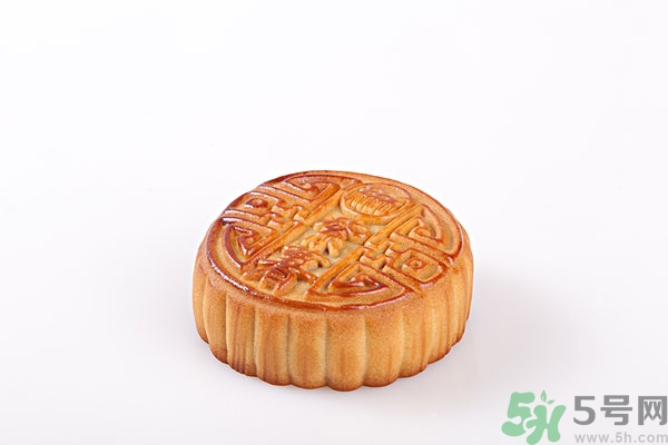 月餅的熱量高嗎？吃一個月餅會長胖嗎？