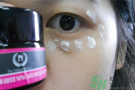 自然之名雪玫瑰雪蒸汽眼霜好用嗎？自然之名雪玫瑰雪蒸汽眼霜用戶評(píng)價(jià)如何