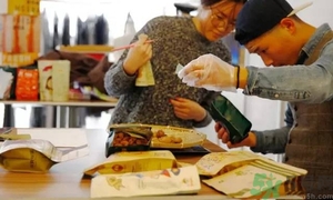 三只松鼠和百草味哪個(gè)好？三只松鼠和百草味哪個(gè)好吃？