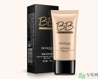 粉底液可以代替bb霜嗎？用粉底液好還是bb霜好？