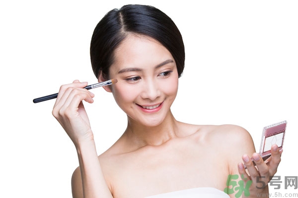 眼影干了怎么辦？眼影保質(zhì)期一般多久？