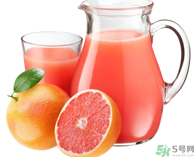 西柚怎么吃？西柚和什么榨汁好喝？