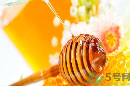 ?蜂蜜怎么吃才有營養(yǎng)？蜂蜜的鑒別方法是什么？