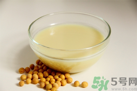 豆?jié){是堿性還是酸性？豆?jié){是涼性還是熱性？